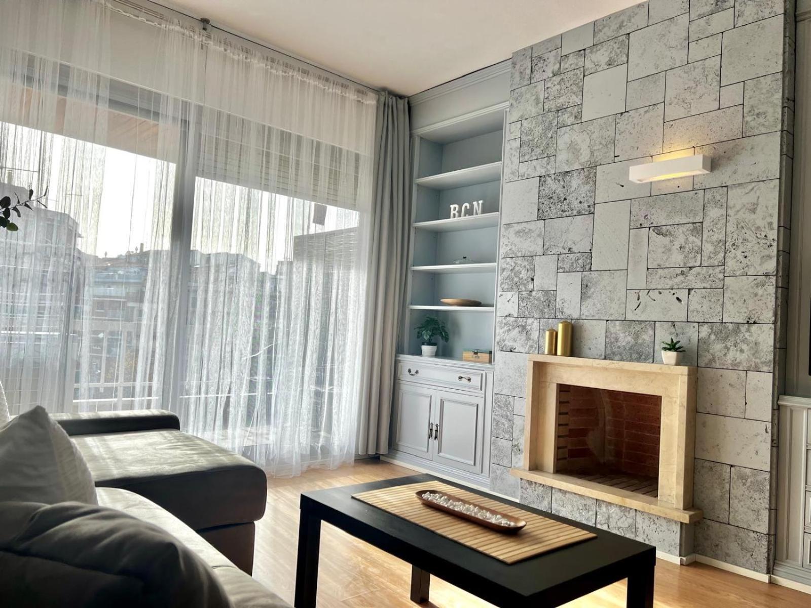 Family-Friendly Home In Central Barcelona 4Bdr Exterior photo